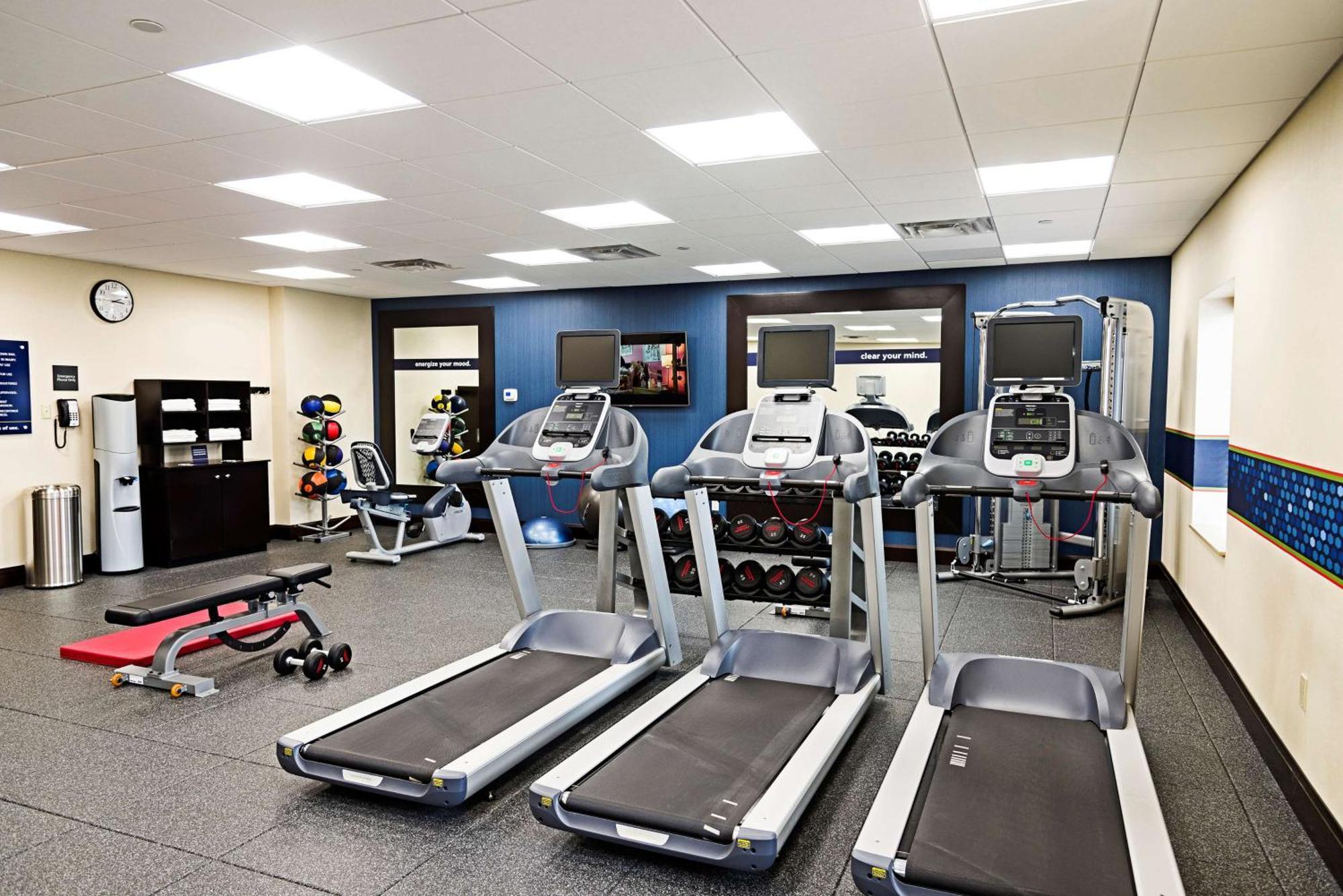 Hampton Inn By Hilton Ottawa Airport Esterno foto